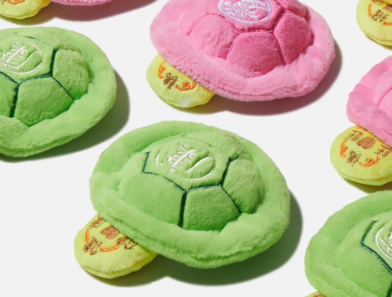 The Auspicious Turtle: A Squeaky, Chewable Companion Toy for Pets - Pet Toys - Other Materials Multicolor