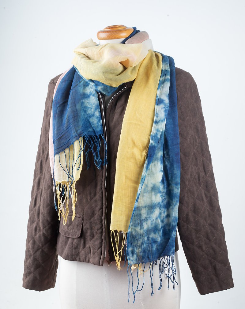 Hand-dyed scarf - ผ้าพันคอถัก - ผ้าฝ้าย/ผ้าลินิน 