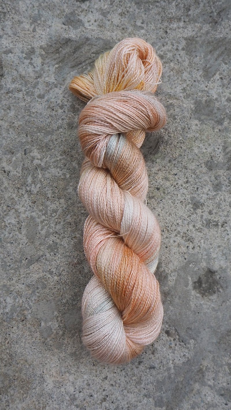 Hand dyed lace thread. Sun Rain (Merino + Silk) - เย็บปัก/ถักทอ/ใยขนแกะ - ผ้าไหม 