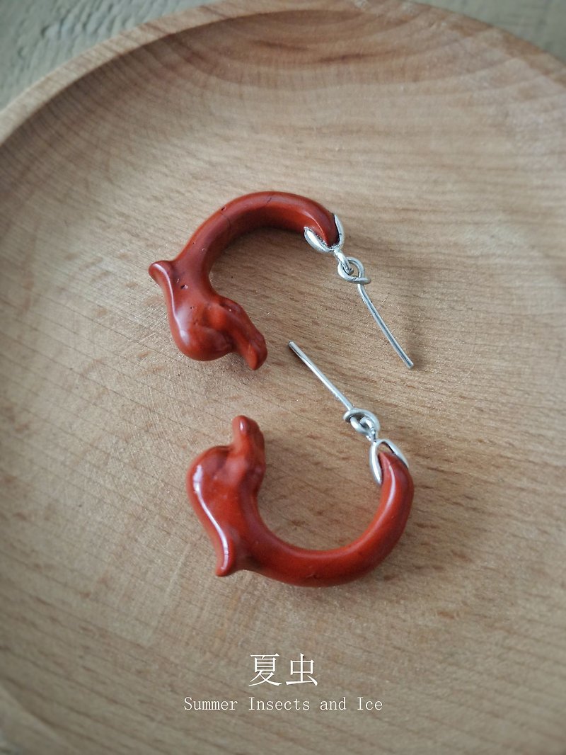 Xia Chong original design natural jade carved dragon shape earrings simple and cute new Chinese style - ต่างหู - เครื่องเพชรพลอย 