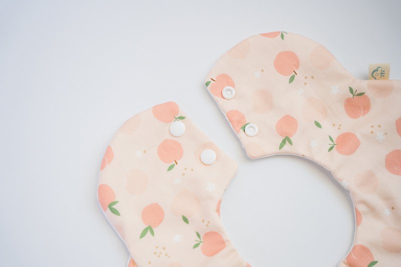 Pink peach baby bib flower bag - ผ้ากันเปื้อน - ผ้าฝ้าย/ผ้าลินิน สึชมพู
