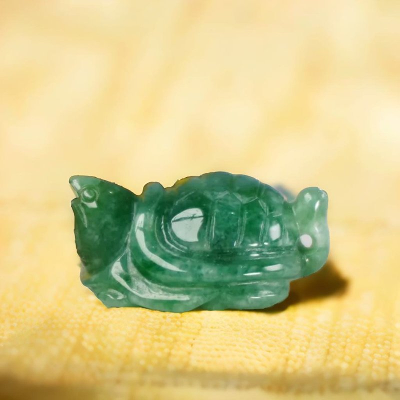 [Auspiciousness‧Longevity] Ice Green Floating Flower Jadeite Turtle Ornament | Natural Burmese Jadeite Grade A | Gift - Other - Jade Green