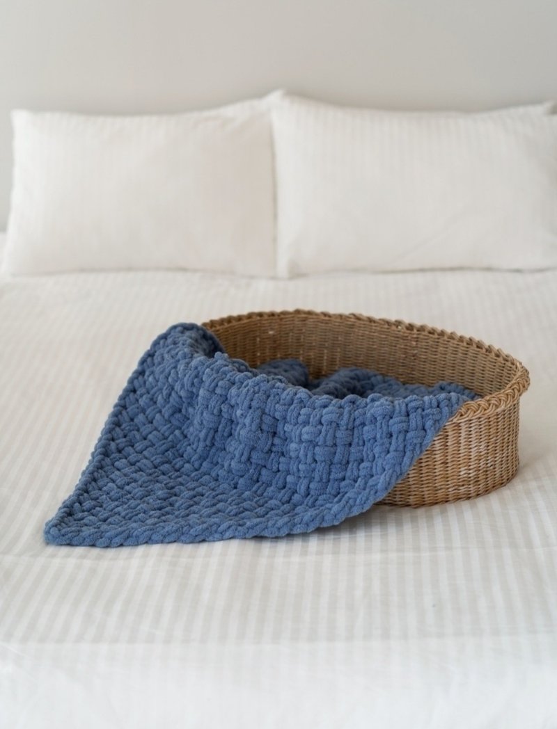 Aesthetic blanket fathers day chenille bedspread best gift for him - 棉被/毛毯 - 聚酯纖維 藍色