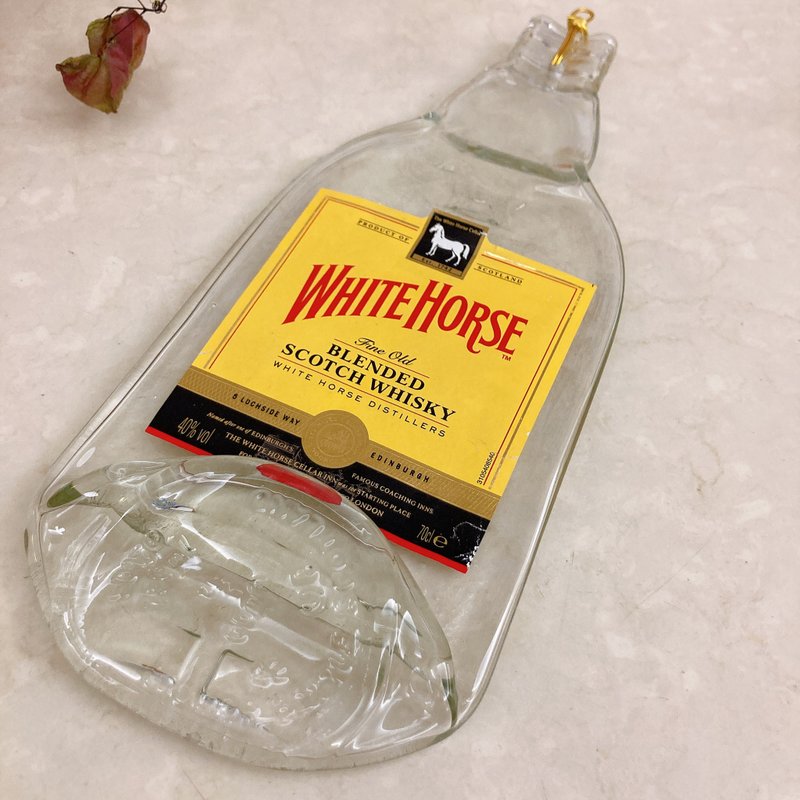 日本白馬威士忌 酒瓶吊飾 壁掛裝飾 - 擺飾/家飾品 - 玻璃 
