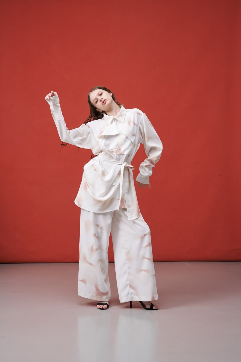 襯衫/長袖/綁帶/解構/口袋襯衫/不對稱/渲染/白印花/MRI/INF/SS25 - 女襯衫 - 聚酯纖維 白色