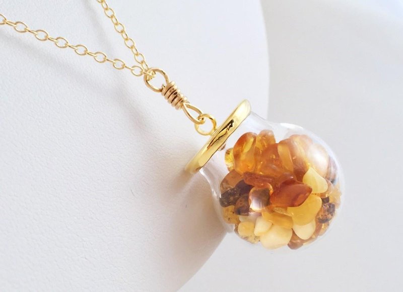 Jewel Box ◇ Baltic marine amber gemstone K14GF pendant - Necklaces - Gemstone 
