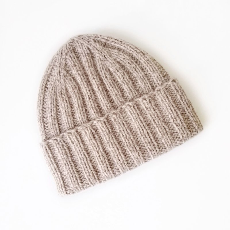 Knitted Winter Cap, Warm Handcrafted Italian Cashmere Men's Beanie: Seamless. - หมวก - ขนแกะ 