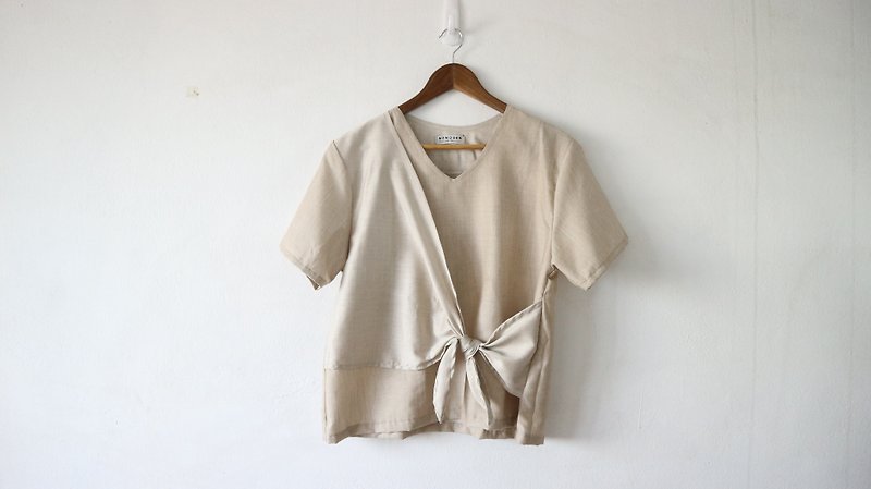 Blouse with front knot - Women's T-Shirts - Cotton & Hemp 