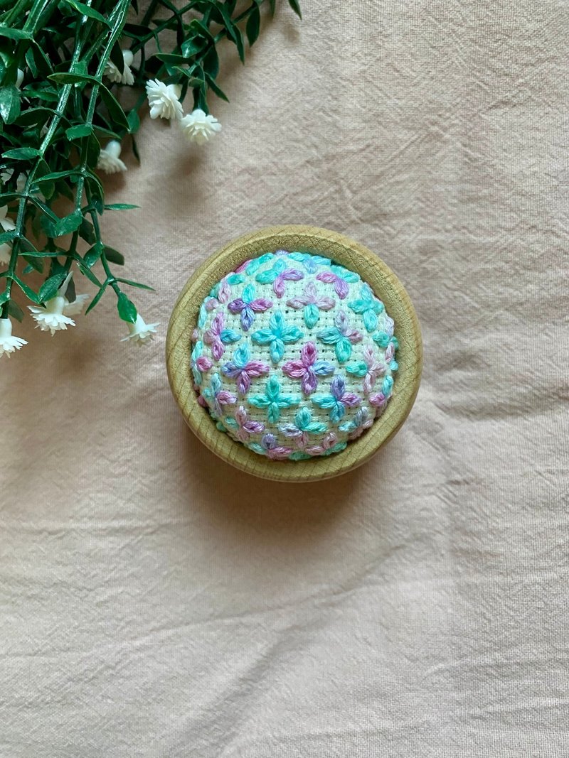 地刺刺繡針插 刺繡針收納 段染 獨角獸 - 居家收納/收納盒/儲物盒 - 棉．麻 粉紅色