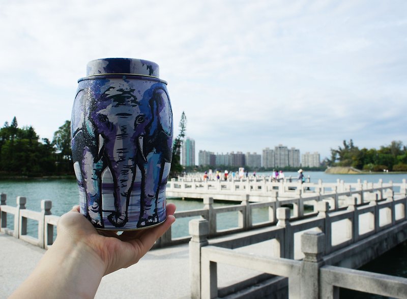 【最後一隻】冬日彩繪大象茶罐(內含伯爵茶/40個熱封式茶包) - 茶葉/茶包 - 新鮮食材 藍色