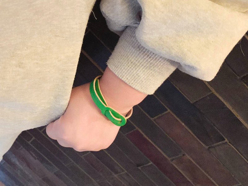 COME Casual Kimeru Sun Green x Ash Comeback Bracelet Children to adults OK CBB-GH - สร้อยข้อมือ - หนังแท้ สีเขียว