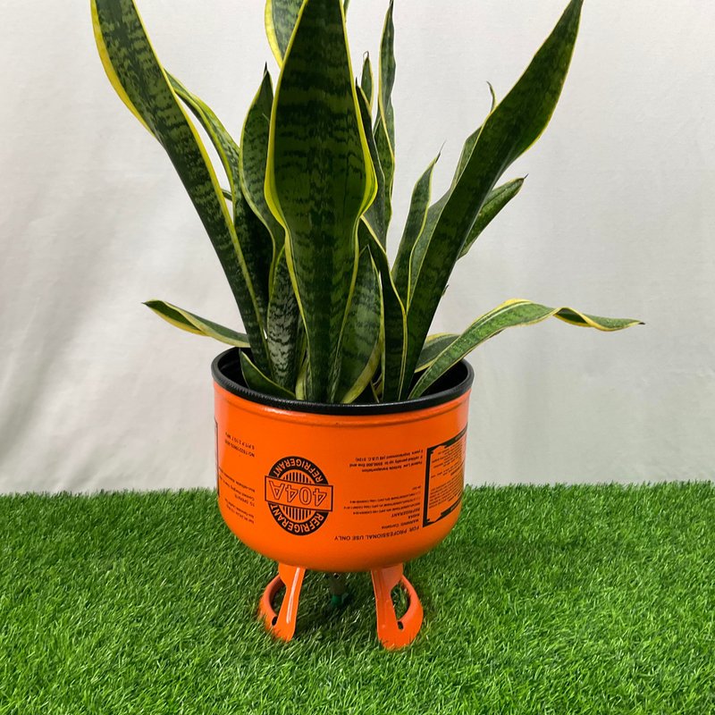 Industrial air refrigerant barrel flower pot, industrial air pot flower pot, potted succulent cultural and creative indoor flower pot - เซรามิก - โลหะ 