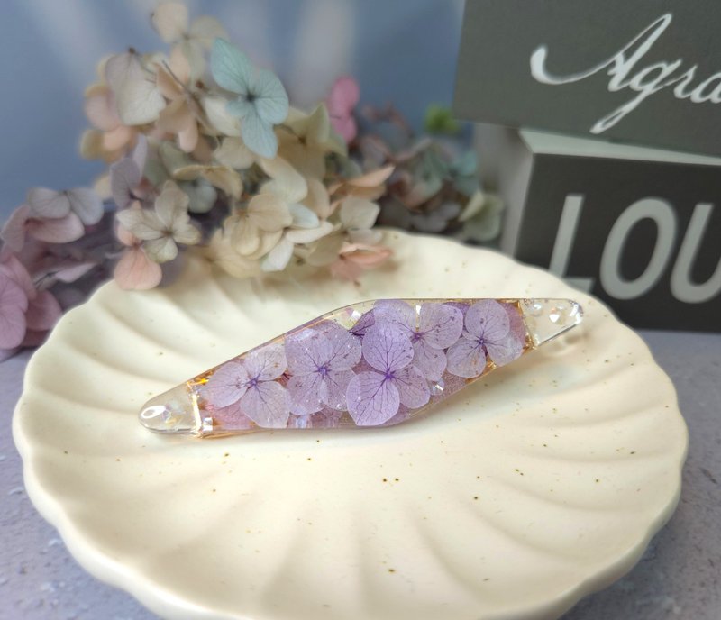 Wisteria-colored hydrangea diamond-shaped resin hairpin - Hair Accessories - Resin Purple