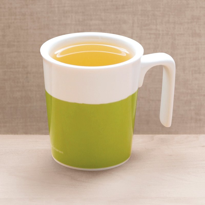 綠抹茶親親馬克杯  -P+L設計杯無蓋(台灣製可微波烤箱SGS檢驗) - 咖啡杯/馬克杯 - 瓷 綠色