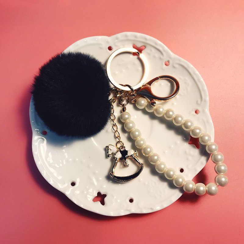 Bag strap car key pendant hairpin hairpin key chain pearl key chain - Keychains - Other Metals Black