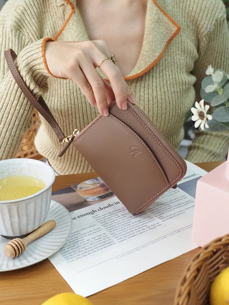 Charm (Wood brown) : Medium Zip Wallet, Short wallet, Cow Leather, Brown - Wallets - Genuine Leather Brown