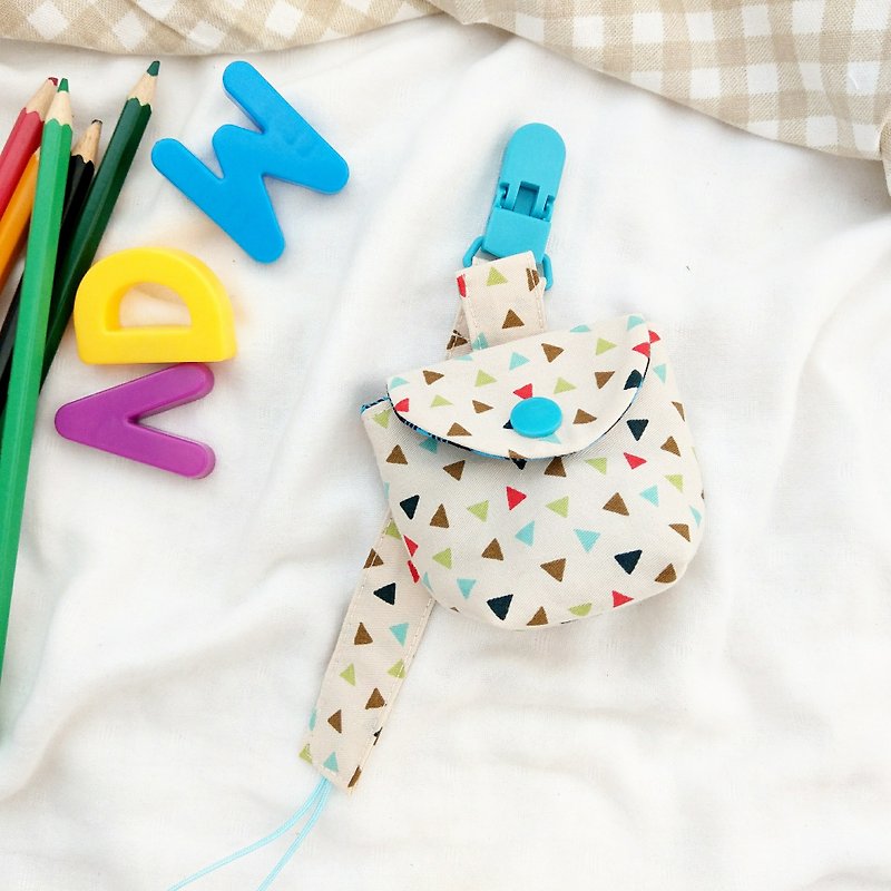 Color triangle. Pacifier storage bag / pacifier chain (name can be embroidered) - ขวดนม/จุกนม - ผ้าฝ้าย/ผ้าลินิน สีน้ำเงิน