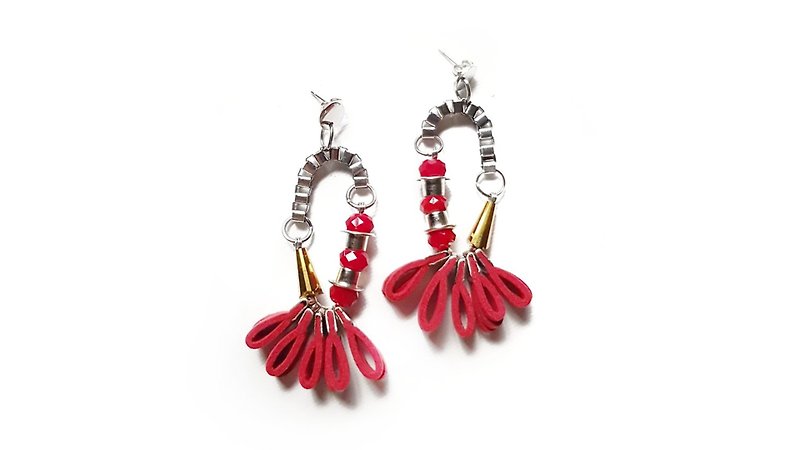 RIOSA Earrings //FIESTA - 耳環/耳夾 - 其他材質 紅色