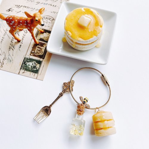 蜂蜜とホットケーキのバックチャーム スイーツデコ フェイク