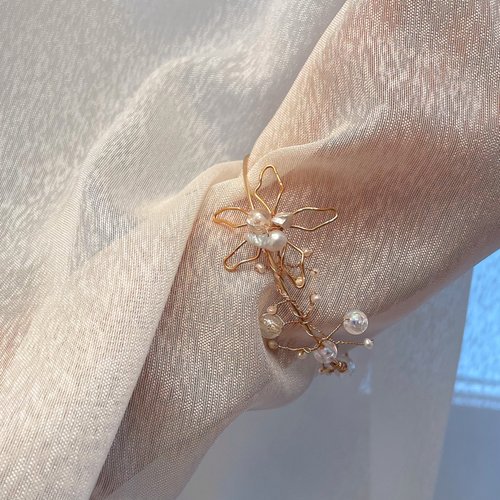 Swhisper Jewellery 耳語 雨百合手環 浪漫大花巴洛克珍珠手環