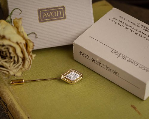 古飾案內所 美國Avon品牌古董 1984 pavé stickpin 菱形雙色鑽飾領針 一字針