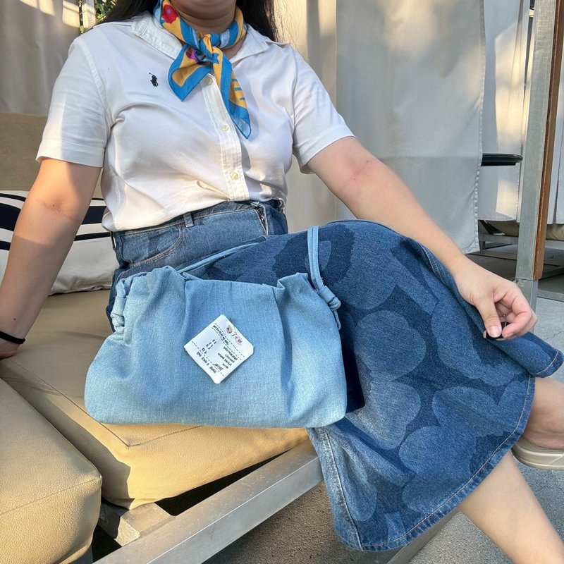 Wyllabrand Light roasted Gyoza bag - 手提包/手提袋 - 其他材質 藍色
