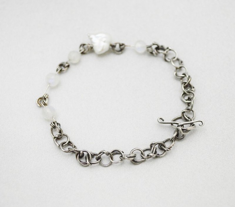 [訂作]拐彎抹角#2。純銀手鍊(純銀鍊款) - 手鍊/手環 - 其他金屬 銀色