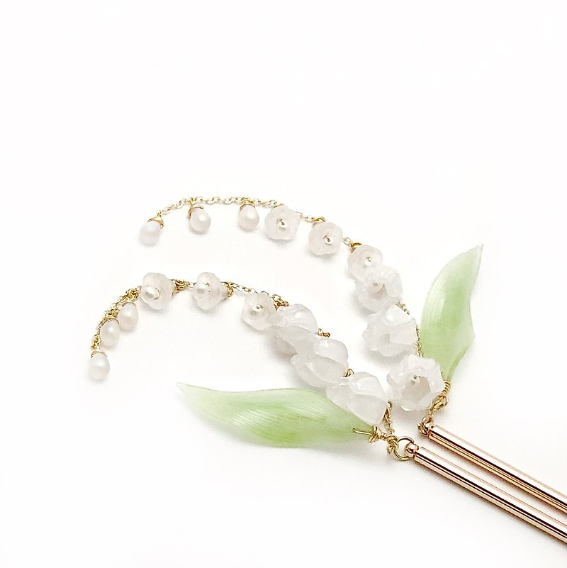 [Ruosang] Le Muguet. Bell orchid. Imported crystal. Handcrafted resin floral ornament. hairpin. - เครื่องประดับผม - กระจกลาย ขาว