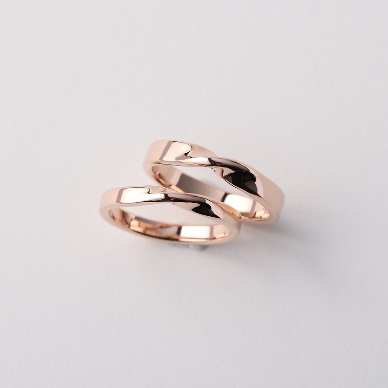 [Mother's Day Gift] Mobius Ring (single) 925 sterling silver Rose Gold engraved pair of rings - แหวนทั่วไป - เงินแท้ สีทอง