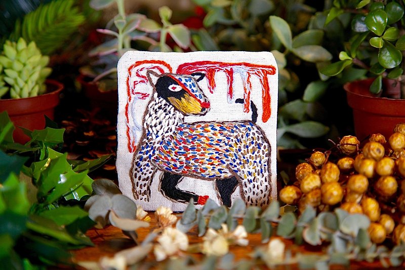 Hand embroidery color horned deer coaster - ที่รองแก้ว - กระดาษ 