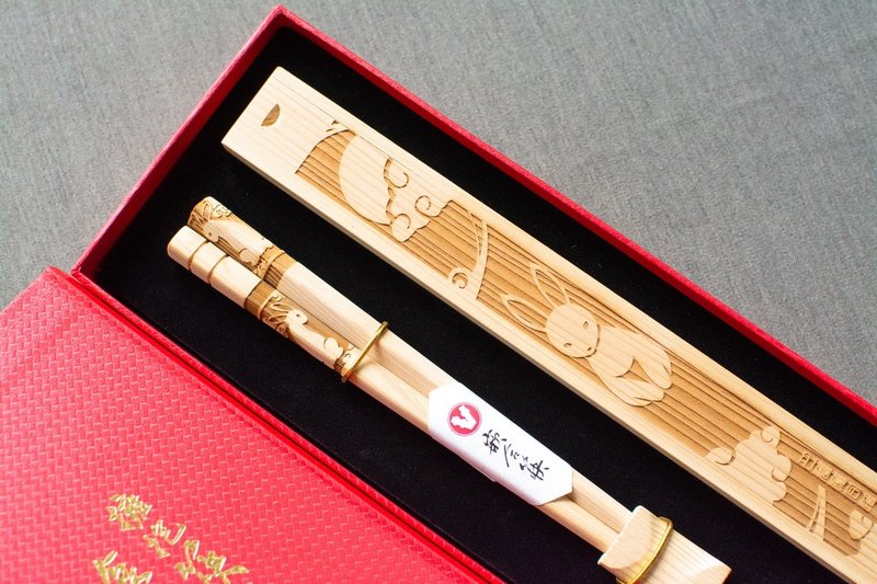 四面雕刻 檜木嵌合筷禮盒組 企業客製化禮品 國外客戶送禮 - 筷子/筷架 - 木頭 咖啡色