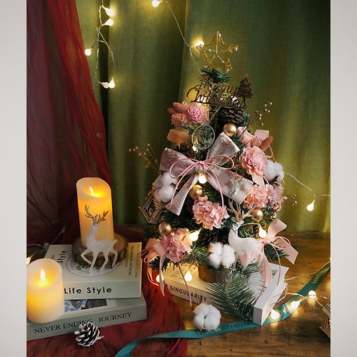 KIRA花藝 PE法式質感聖誕樹 / 中款 / 四色 /聖誕禮物/聖誕節/永生花裝飾