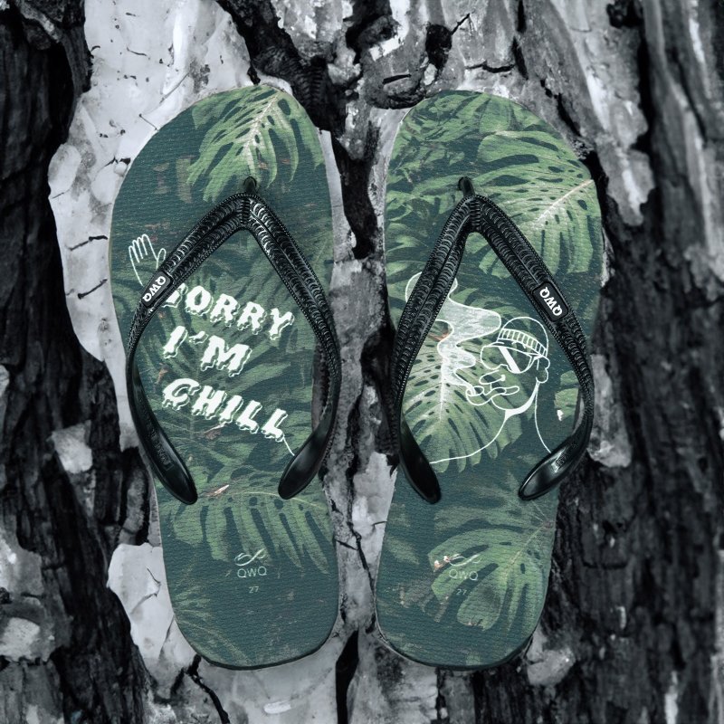 Men's cultural and creative drawing flip-flops soft Q anti-slip wear-resistant flip-flops LE -Sorry I'm too autumn- - รองเท้าแตะ - ยาง หลากหลายสี