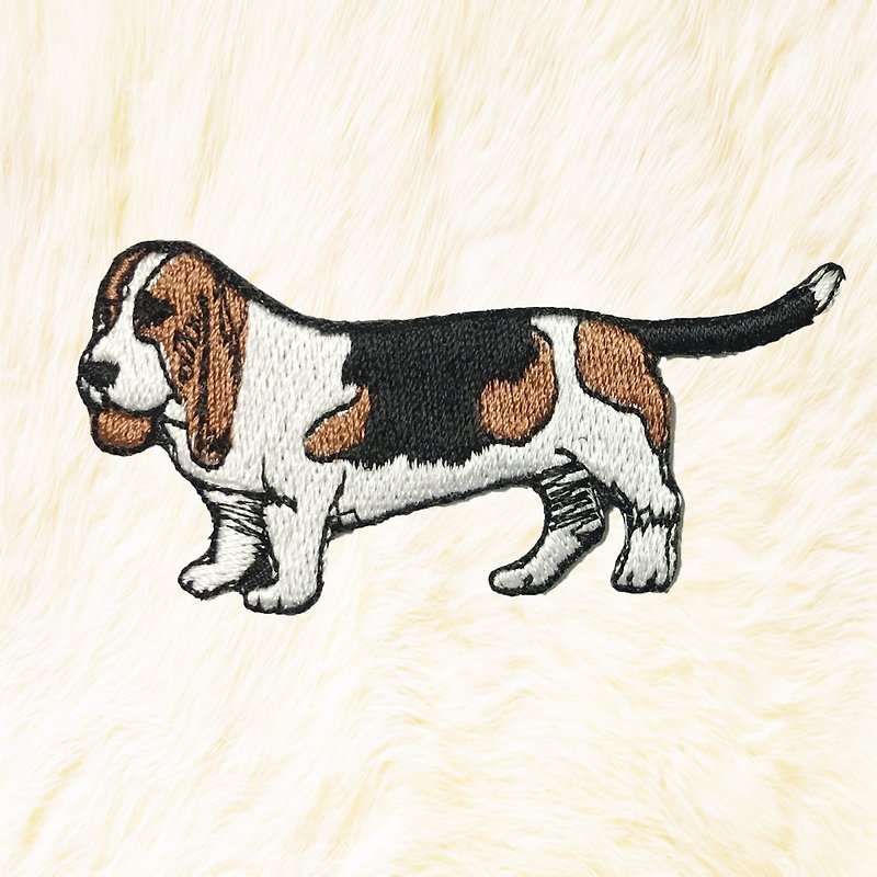 ตัวรีด Basset Hound Dog - เย็บปัก/ถักทอ/ใยขนแกะ - งานปัก สีนำ้ตาล