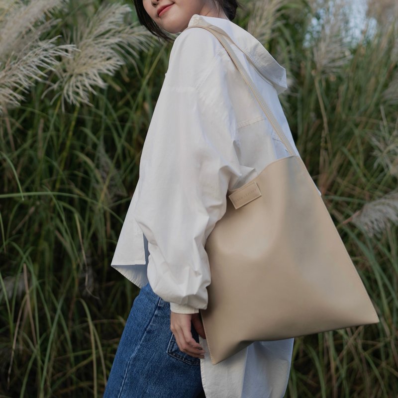 Sfogato minimalist series | Vegan leather side backpack Verde - environmentally friendly x non-toxic - Messenger Bags & Sling Bags - Eco-Friendly Materials Multicolor