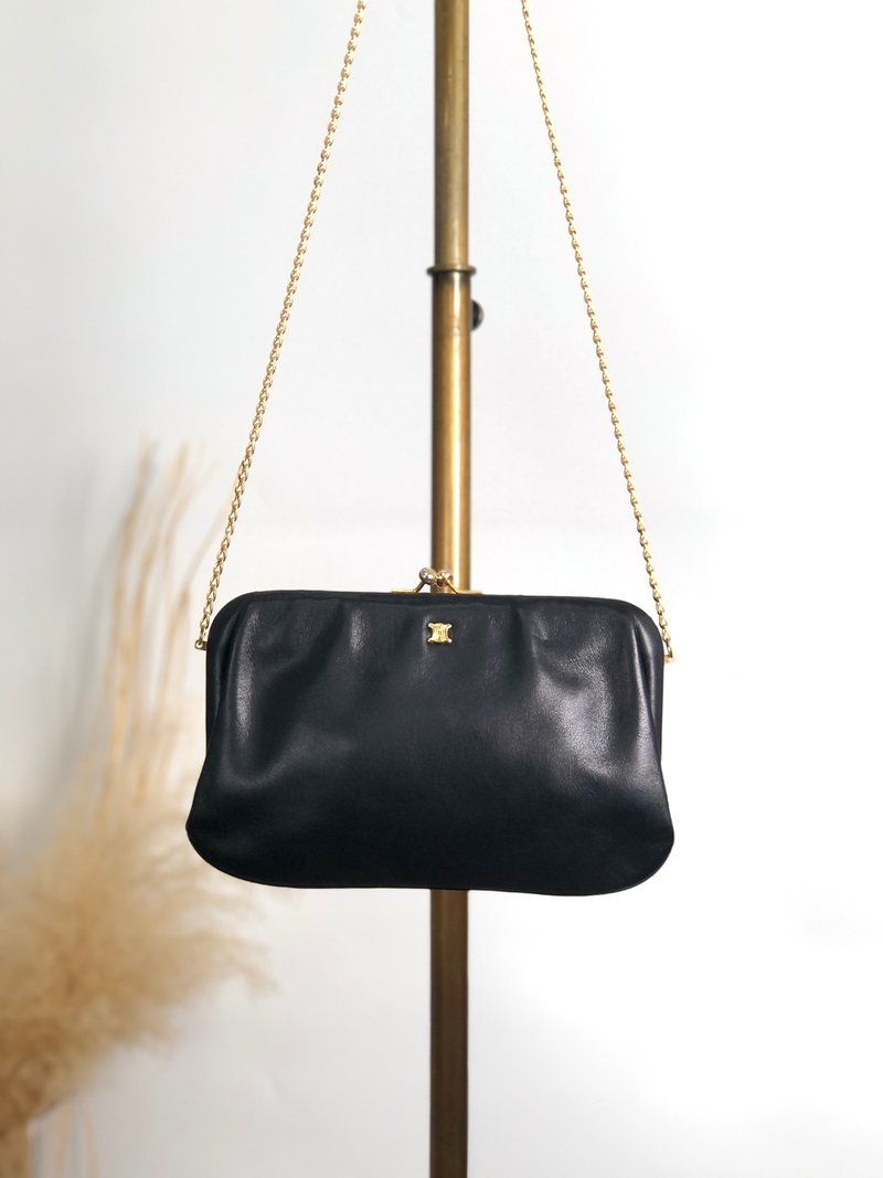 【 日本直送　名牌中古包 】CELINE セリーヌ ショルダーバッグ ブラック ブラゾン レザー がま口 チェーン vintage ヴィンテージ 5isej6 - 側背包/斜背包 - 真皮 黑色