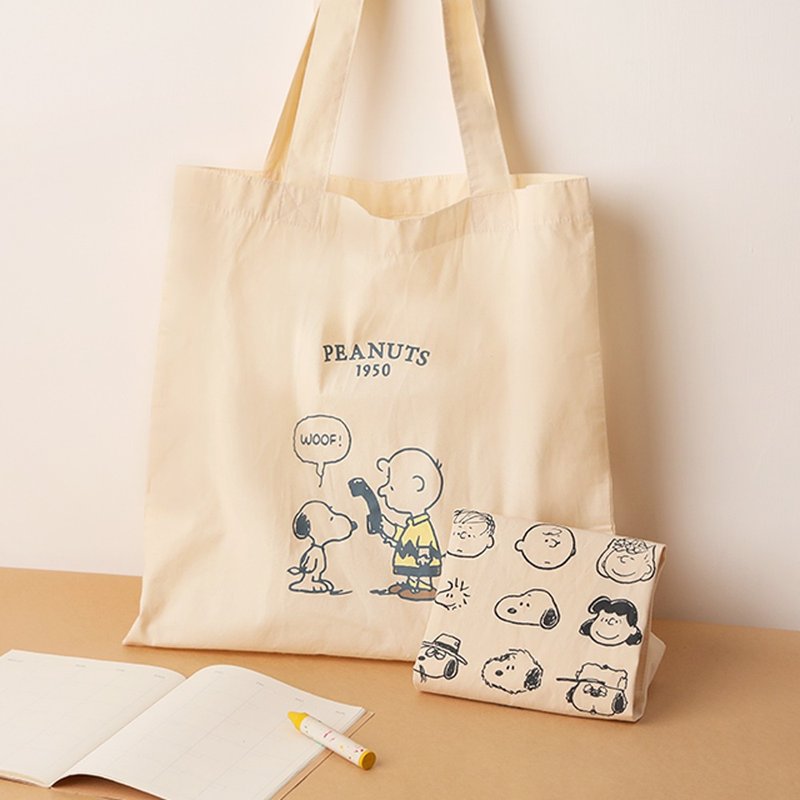 Peanuts Snoopy cotton tote bag-Snoopy original color tote bag side backpack environmentally friendly shopping bag - กระเป๋าแมสเซนเจอร์ - ผ้าฝ้าย/ผ้าลินิน หลากหลายสี