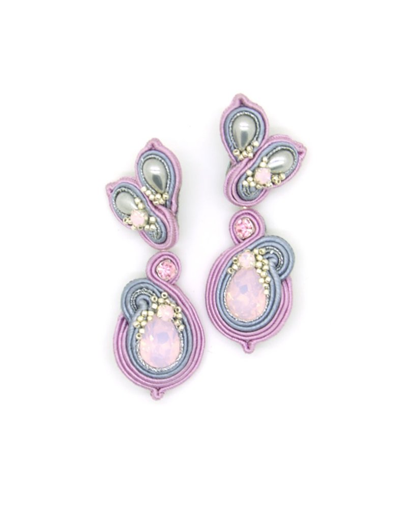 Earrings Drop Floral earrings with Swarovski stones in lilac color - 耳環/耳夾/耳骨夾 - 其他材質 粉紅色