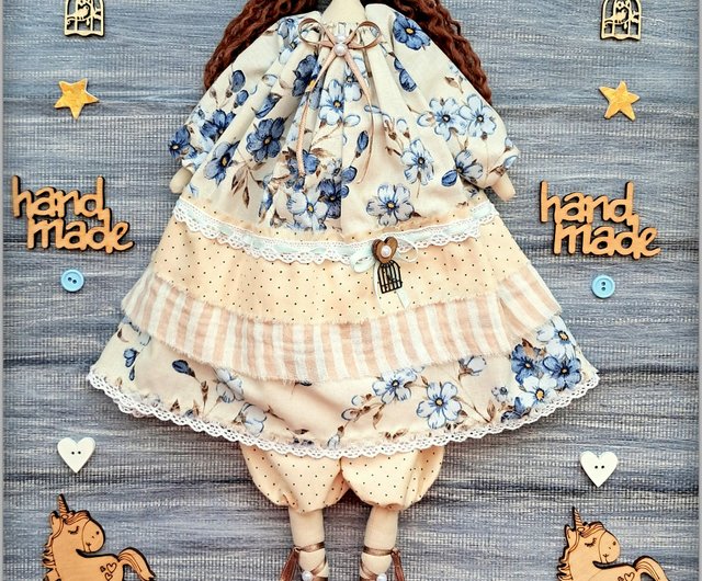 ティルダ人形、布人形、手作りテキスタイル人形、ファブリック