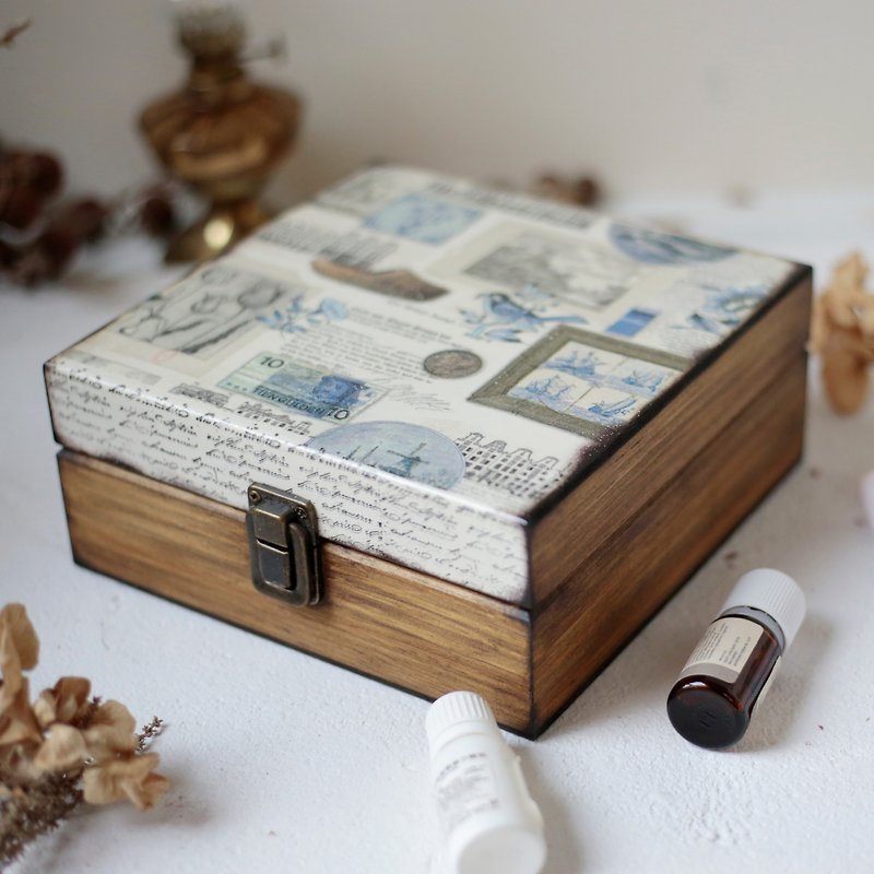 Country Wood Batik 25 grid oil wooden box dip pen ink box 15ML essential oil wooden box - น้ำหอม - ไม้ 