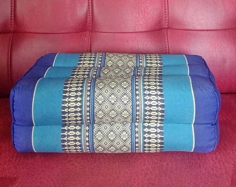 Block kapok pillow seat cushion yoga pillow meditation pillow Thailand OTOP - 枕頭/抱枕 - 棉．麻 藍色
