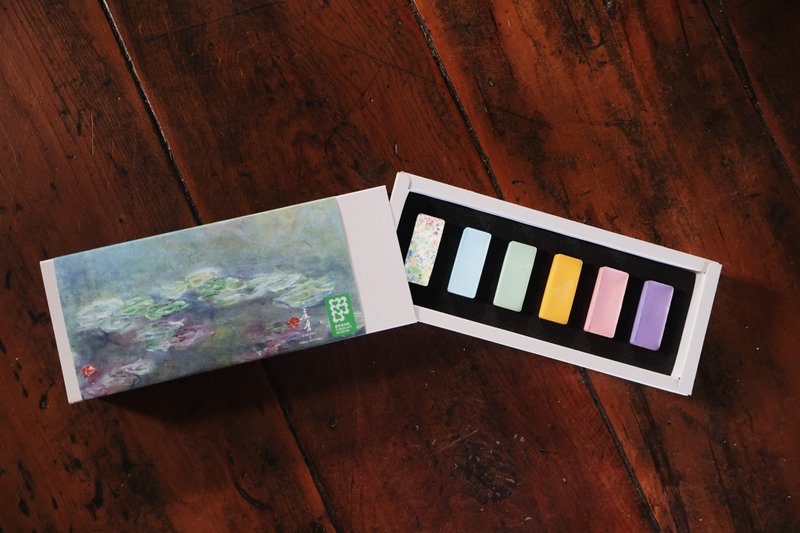 Light Within Colors: Monet Crayon Set – Water Lilies - อุปกรณ์เขียนอื่นๆ - ขี้ผึ้ง หลากหลายสี