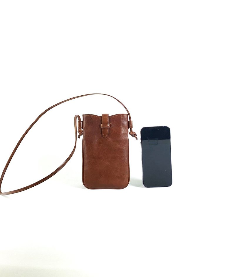 Brown matcha green black mustard yellow four-color lightweight and convenient mobile phone bag birthday and Valentine's Day thoughtful gift - กระเป๋าแมสเซนเจอร์ - หนังแท้ 