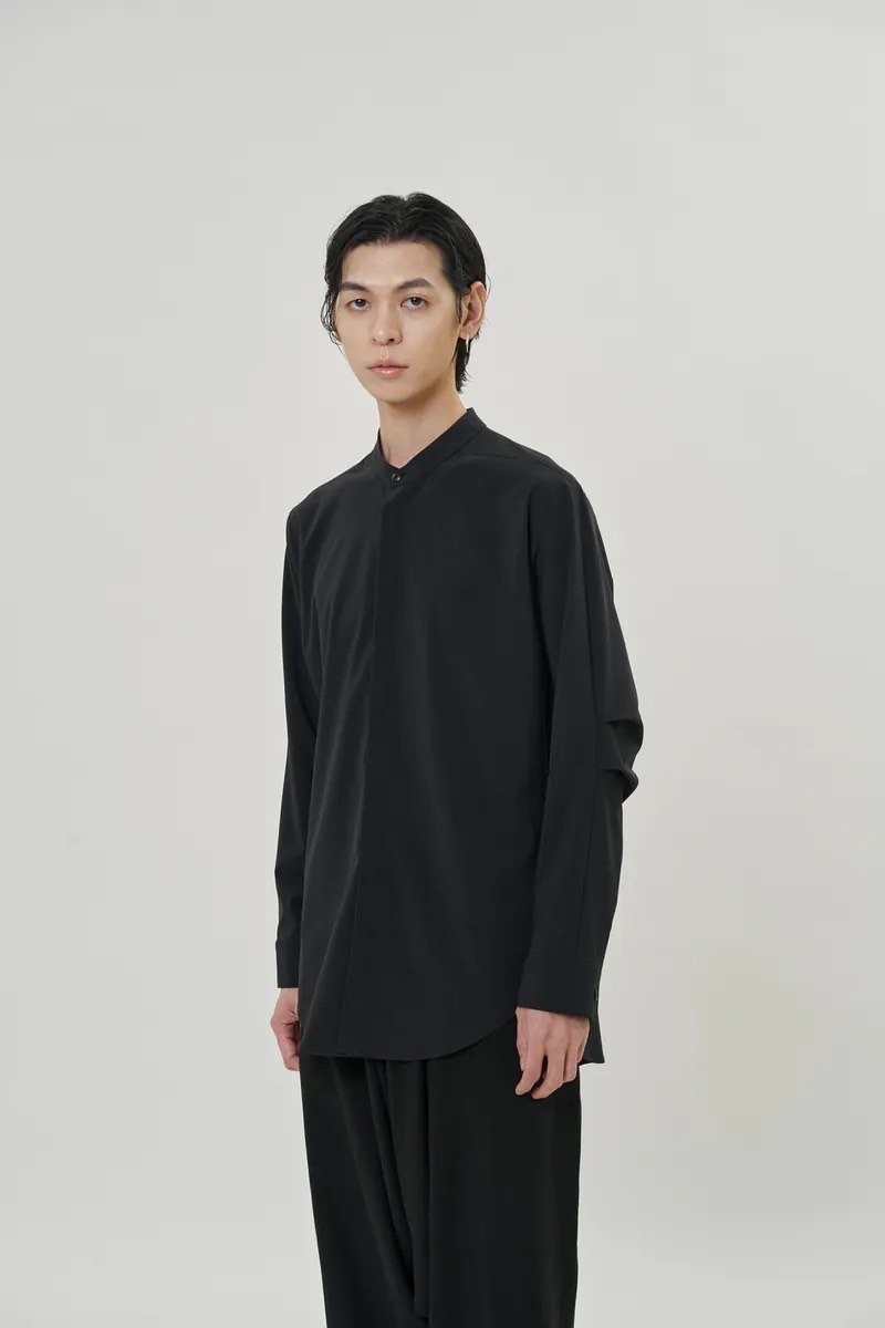 小高領打褶袖襯衫 (黑) High Neck Minimalist Shirt - 男襯衫/休閒襯衫 - 棉．麻 黑色
