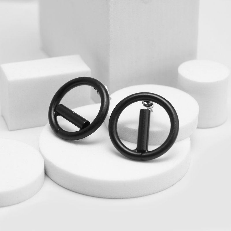 Recovery copper tube welding asymmetric earrings (fog black) - ต่างหู - โลหะ สีดำ