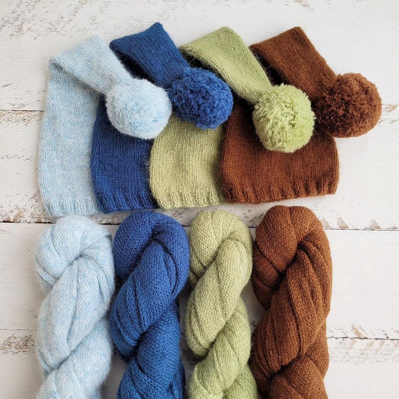 Newborn Sleepy Cap pompom with Wrap, Knitted Photo Props, Baby hat - เครื่องประดับ - ขนแกะ 