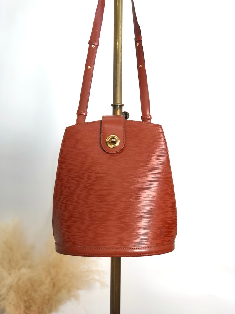 【 日本直送　名牌中古包 】LOUIS VUITTON ルイヴィトン エピ ショルダーバッグ ブラウン ターンロック クリュニー vintage fn4d5c - 側背包/斜背包 - 真皮 咖啡色