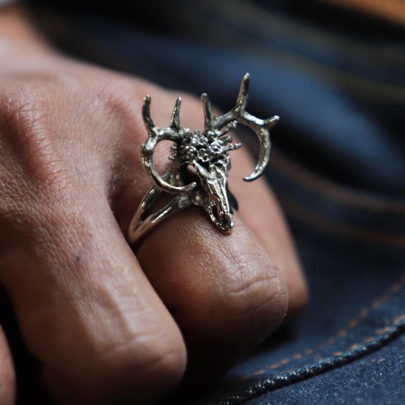 925纯银波西米亚风格的女性鹿头骨戒指 - 戒指 - 純銀 銀色