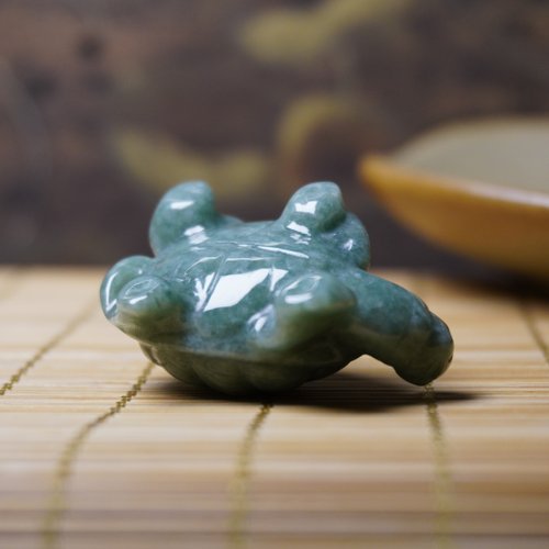 縁起と長寿】グリーン翡翠亀 A級品 | - ショップ Yingluo