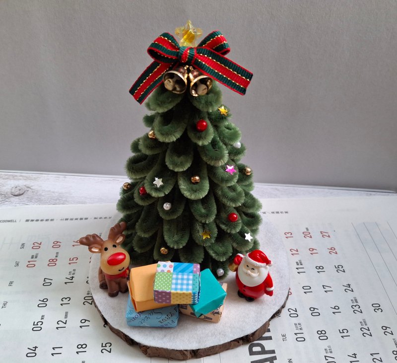 Handmade Christmas Ornament / Christmas Gift / Gift Exchange / Holiday / Home Decor - Items for Display - Other Materials 